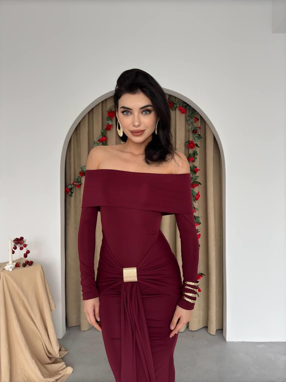 Trägerloses Seta-Kleid 