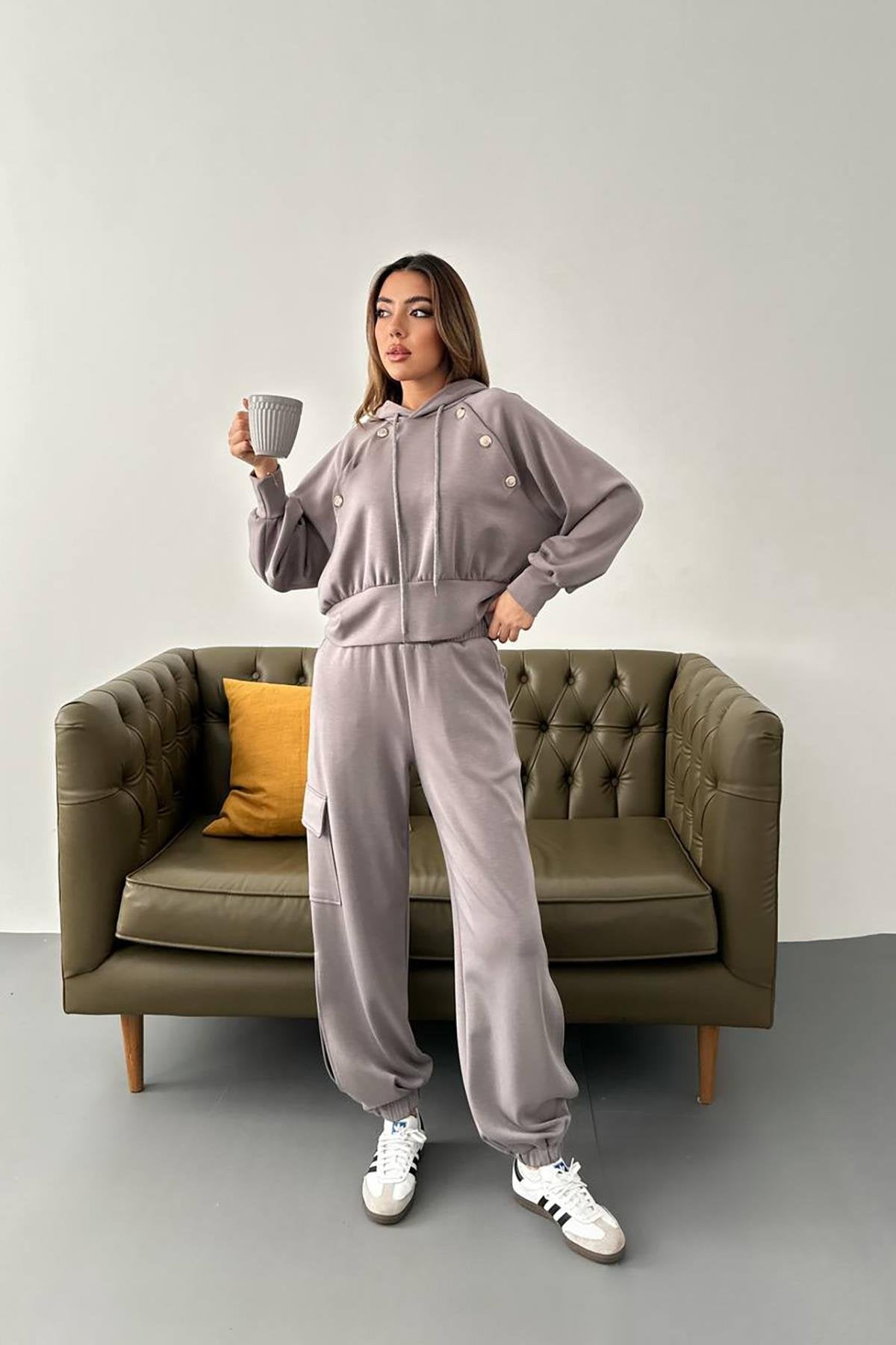 Toptan Füme Kapüşonlu Sweatshirt Ve Kargo Pantolon Takım