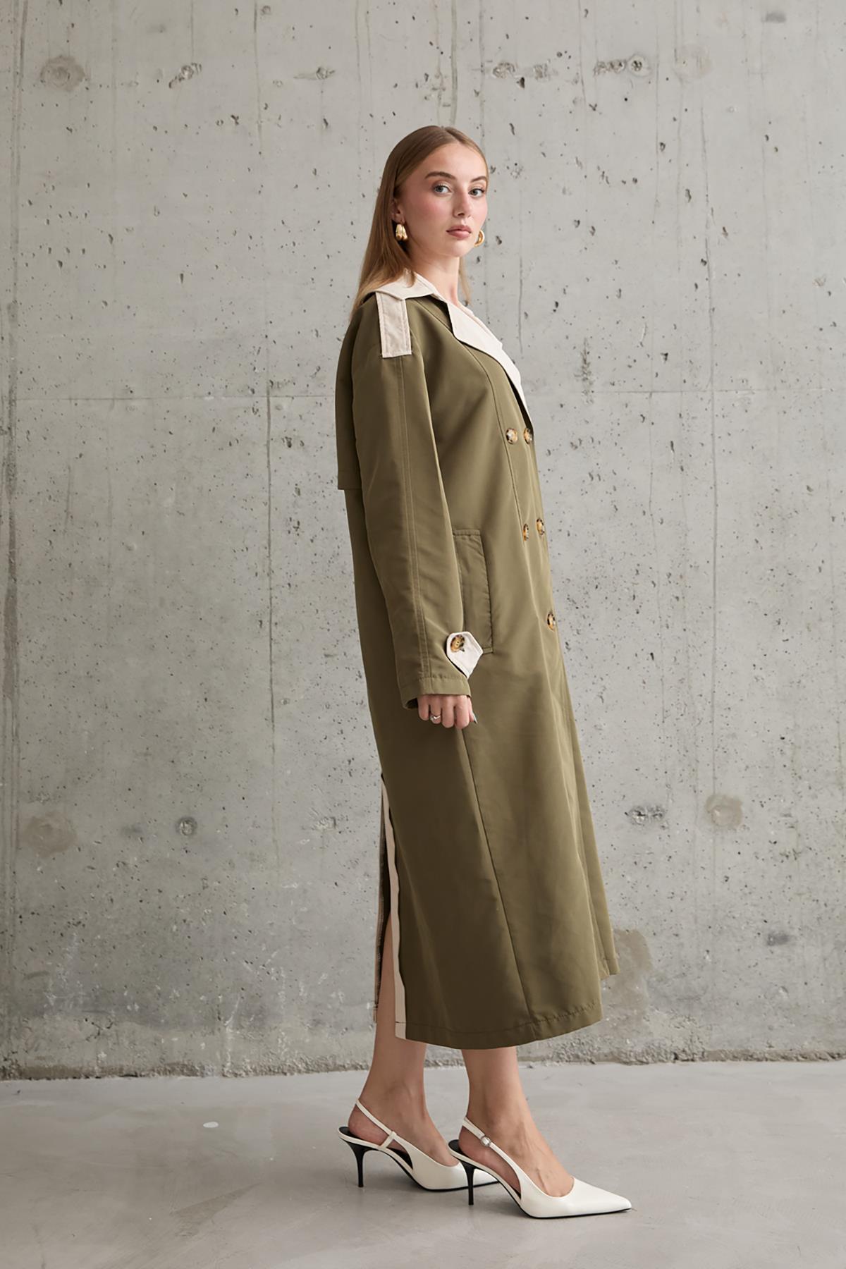 Toptan Haki Bej Arkası Çizgili Ve Kemerli Trençkot