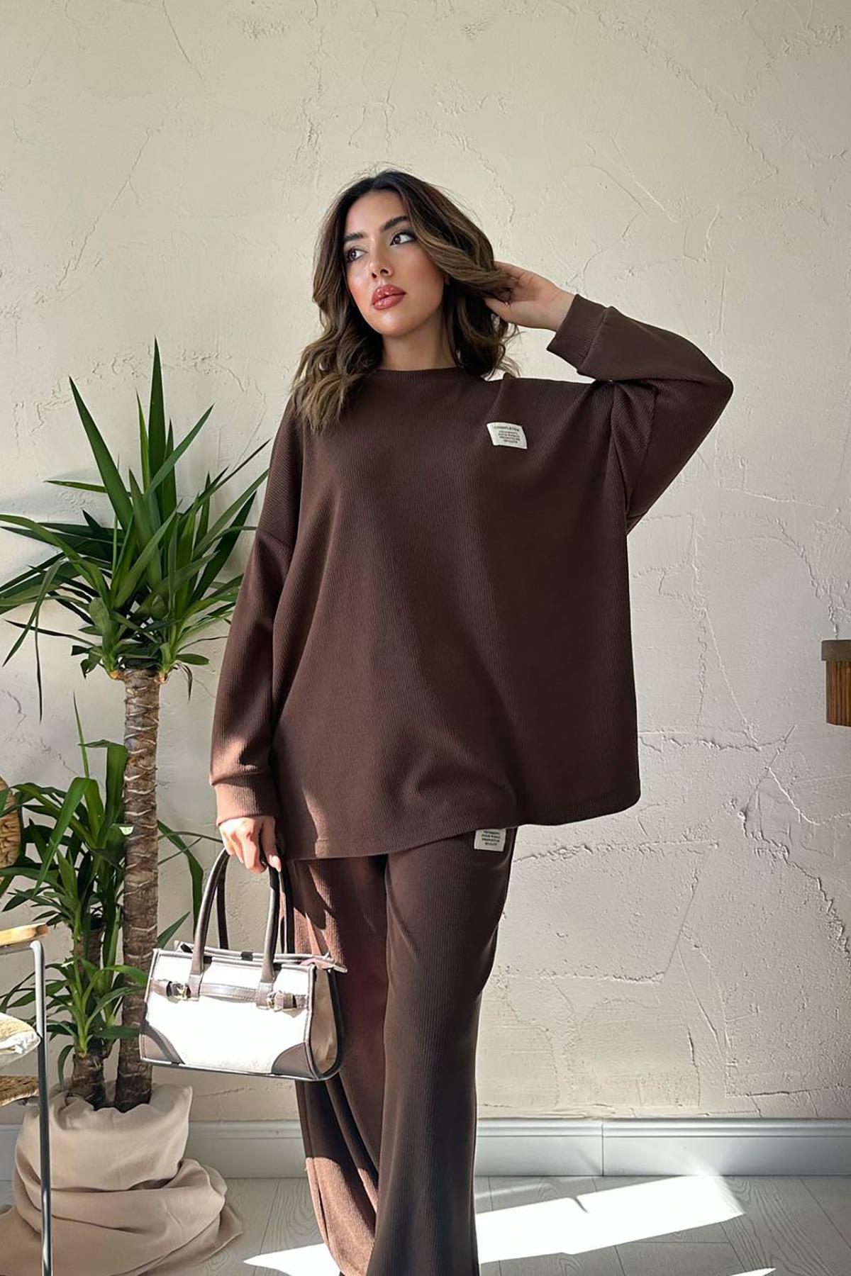 Toptan Kahverengi Klasik Fitilli Kazak Ve Pantolon Takım