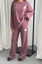 Toptan Mor Klasik Fitilli Kazak Ve Pantolon Takım