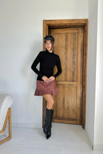 Toptan Siyah Boğazlı Ve Örgülü Triko Kazak