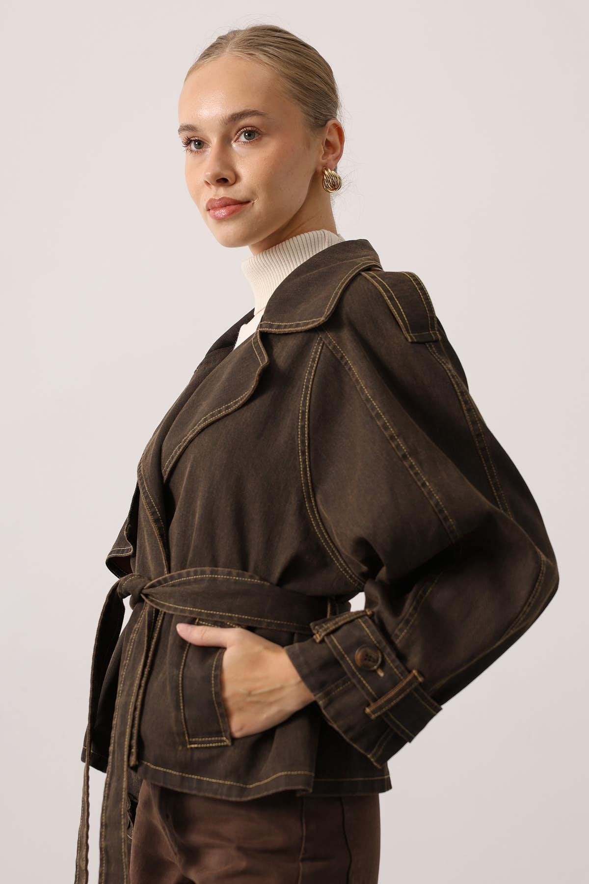 YIKAMA EFEKTLİ BAĞLAMALI DENİM CEKET - Kahve